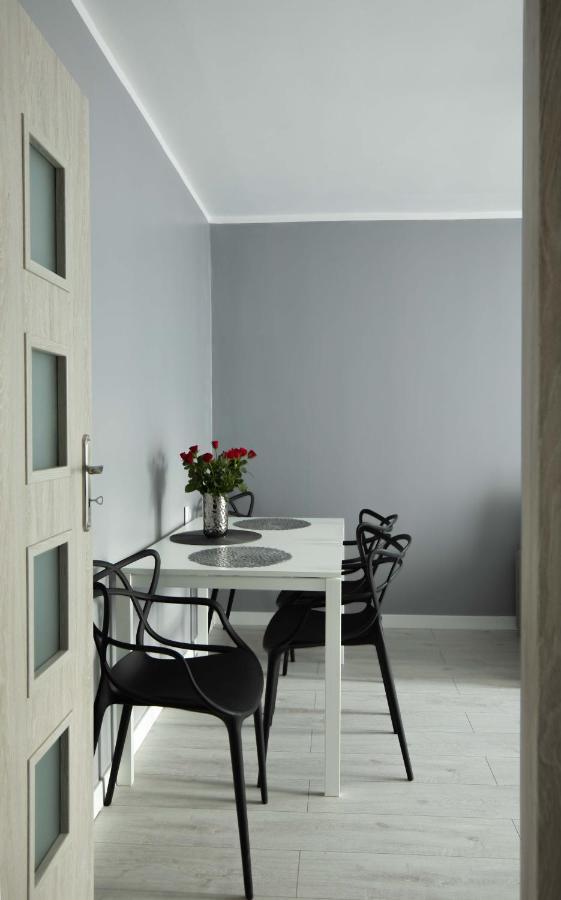 Apartament Wika Warsaw Ngoại thất bức ảnh